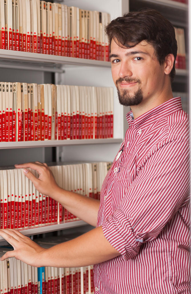 The old 7-inch reels of the Ka Leo Hawai‘i radio show are shown here archived in a temperature-controlled room inside the library at Hale‘ōlelo, the College of Hawaiian Language. Image courtesy of Kaniʻāina. Photograph by Clara Hagan.