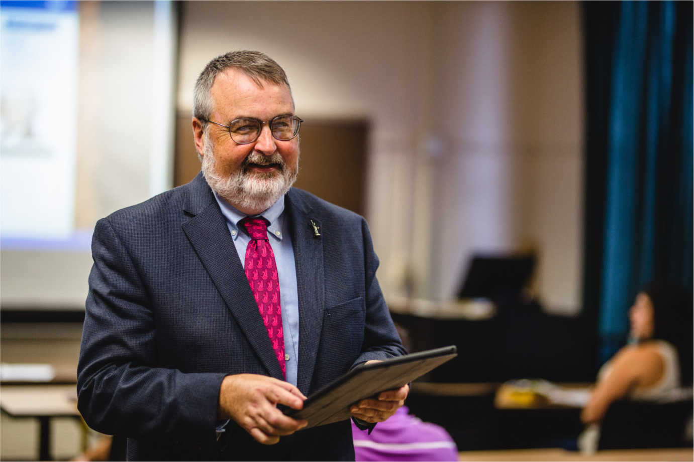 William Kerrigan delivers a lecture on Johnny Appleseed as part of the Ohio Humanities Speakers Bureau. Image courtesy of William Kerrigan.