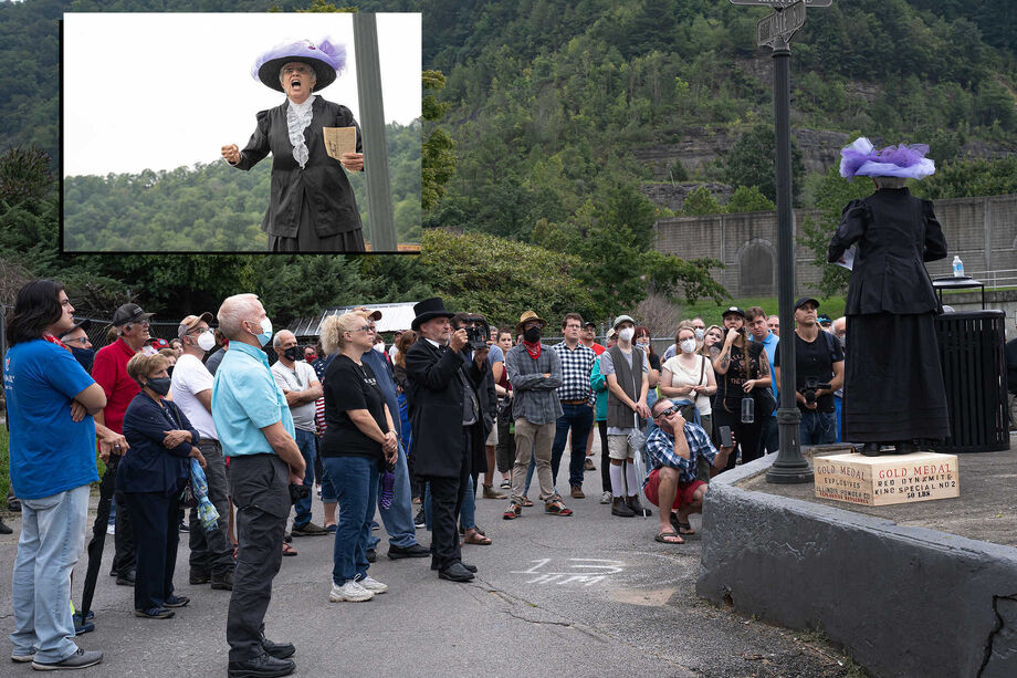 Members of the Matewan community attend an event recognizing the 100th anniversary of the Battle of Blair Mountain in 2020. Image courtesy of the West Virginia Mine Wars Museum.